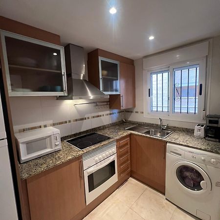 Apartamento Equipado En La Playa Torre La Sal カバネス エクステリア 写真