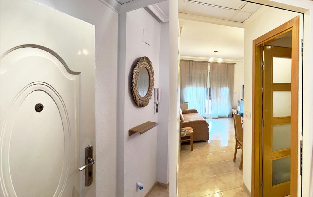 Apartamento Equipado En La Playa Torre La Sal カバネス エクステリア 写真