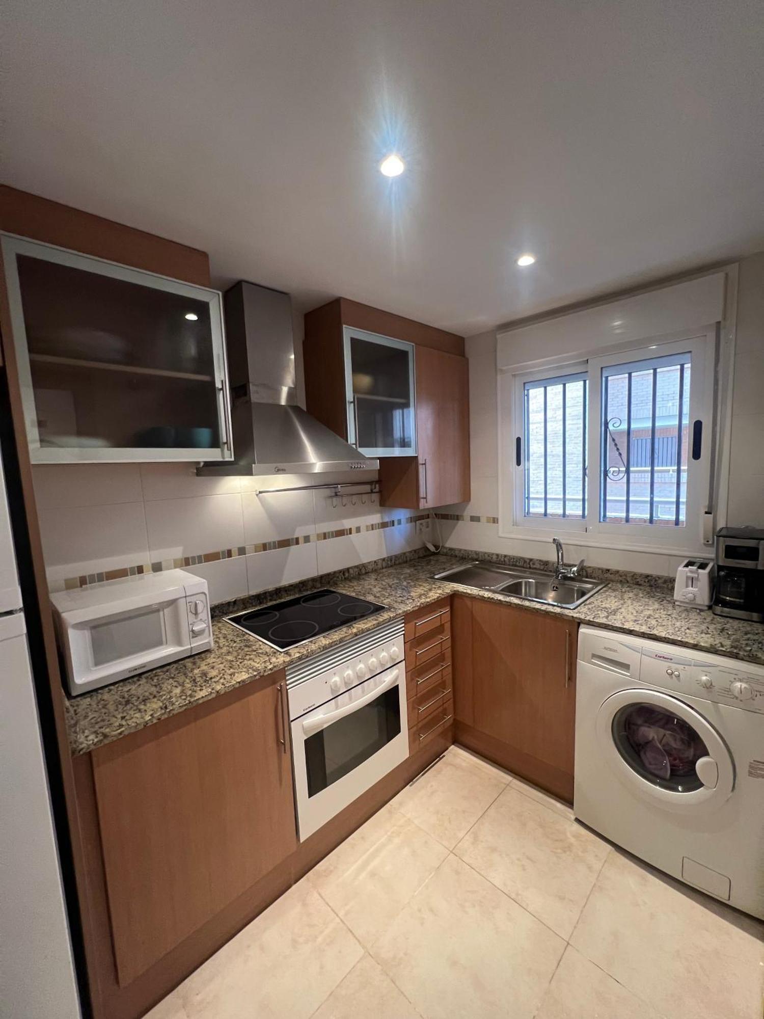 Apartamento Equipado En La Playa Torre La Sal カバネス エクステリア 写真